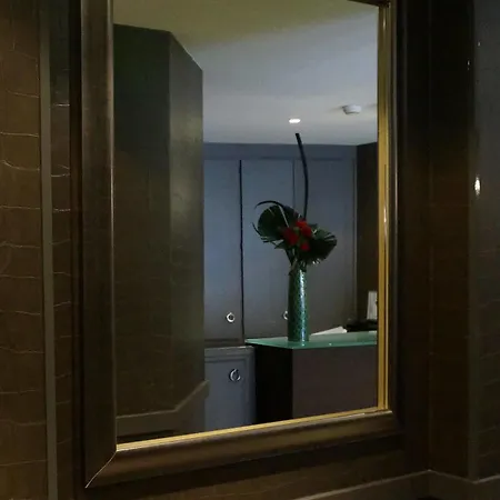 Liege Hotel